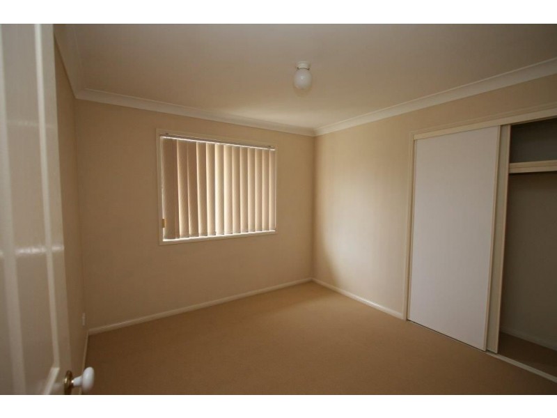 17 Mossman Way, Sandstone Point QLD 4511