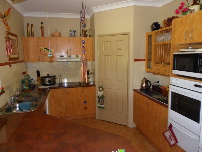 3 Newport Circuit, Sandstone Point QLD 4511