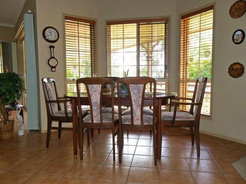 3 Newport Circuit, Sandstone Point QLD 4511