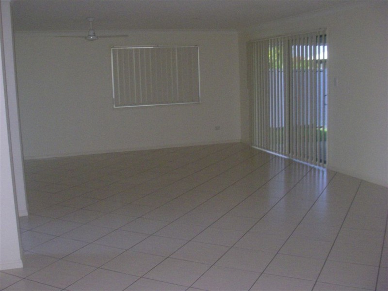 . Application Pending, Sandstone Point QLD 4511