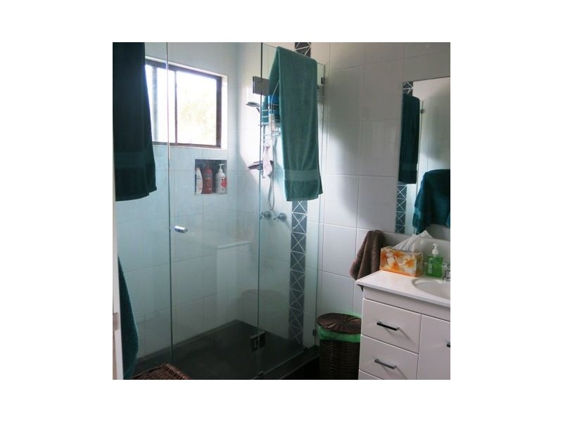 40 Ranald Avenue, Ningi QLD 4511