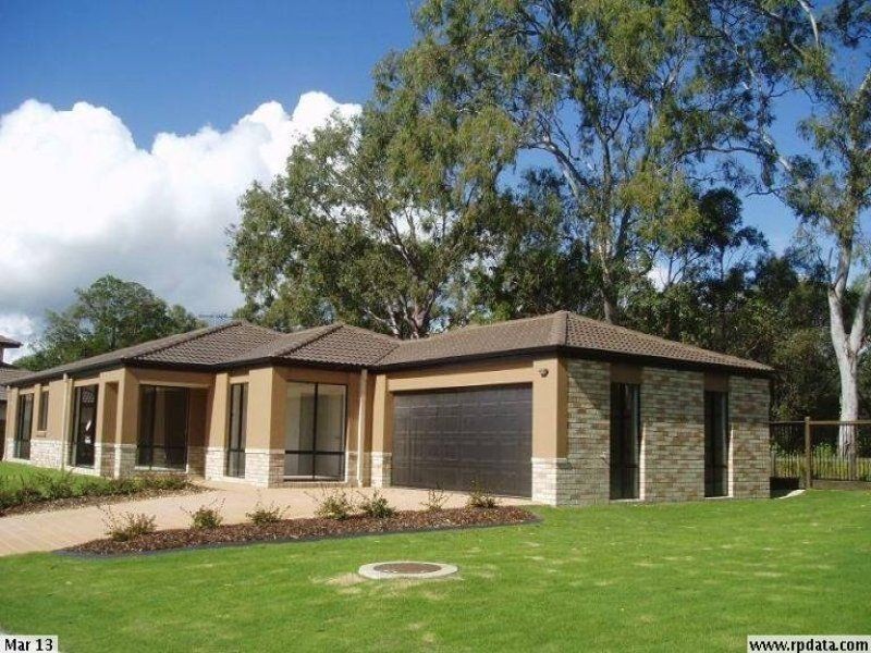 317 Bestmann Rd, Sandstone Point QLD 4511