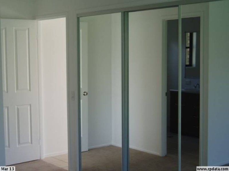 317 Bestmann Rd, Sandstone Point QLD 4511