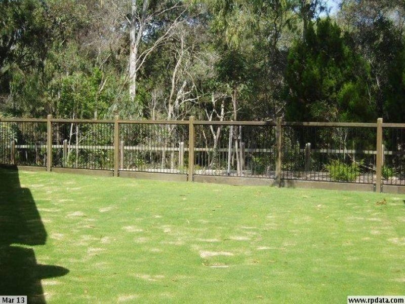 317 Bestmann Rd, Sandstone Point QLD 4511