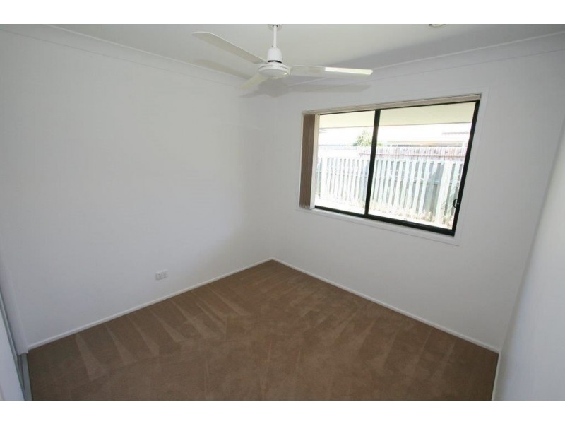 310 Bestmann Rd, Sandstone Point QLD 4511