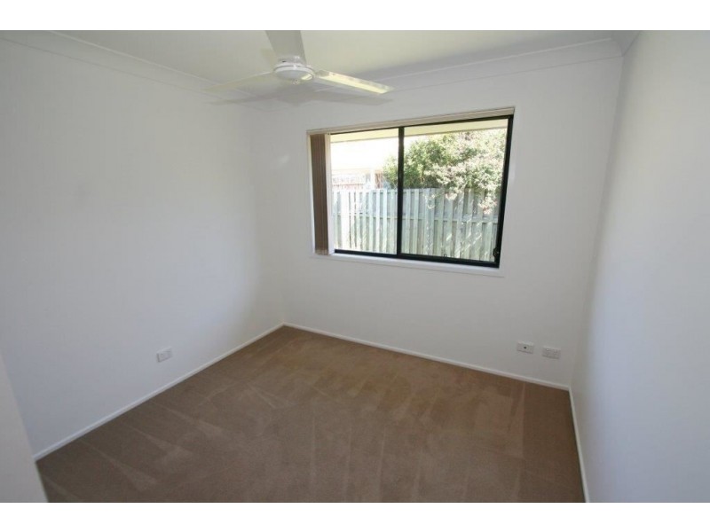 310 Bestmann Rd, Sandstone Point QLD 4511