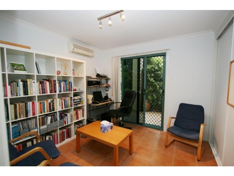 24 Schooner Crt, Banksia Beach QLD 4507