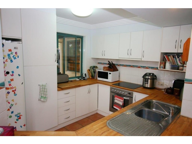 24 Schooner Crt, Banksia Beach QLD 4507