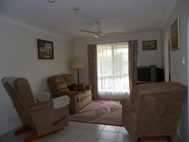 17 Hoya Cr, Bongaree QLD 4507
