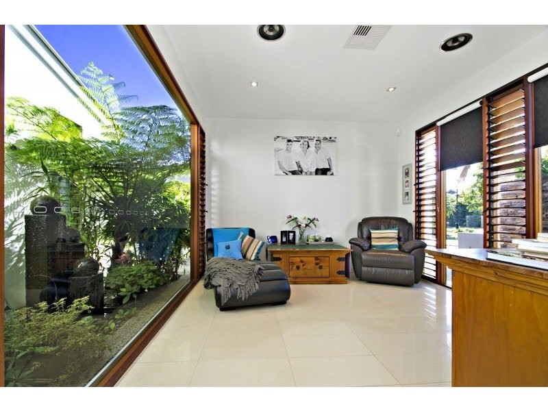 4 Oriole Close, Banksia Beach QLD 4507