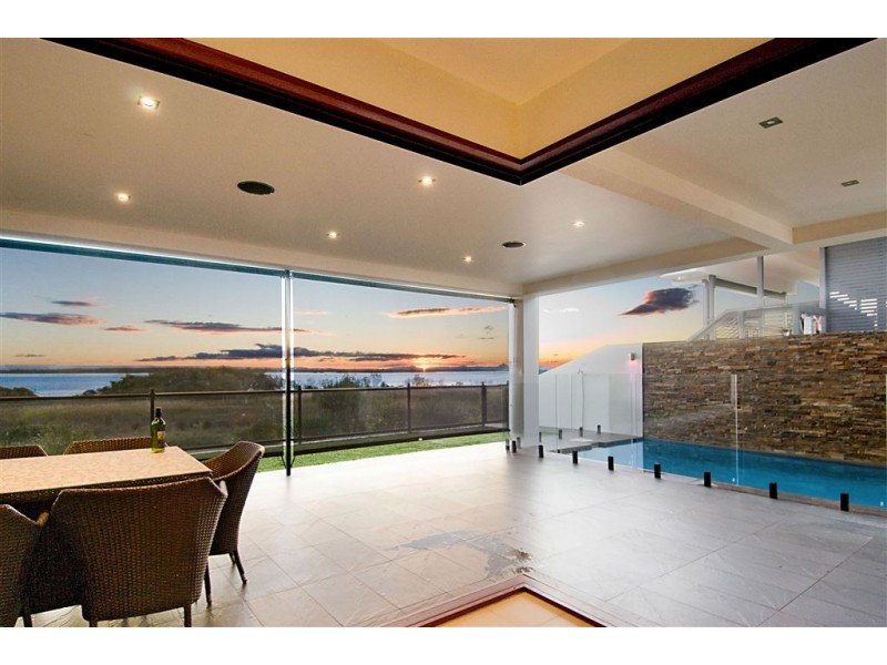 4 Oriole Close, Banksia Beach QLD 4507