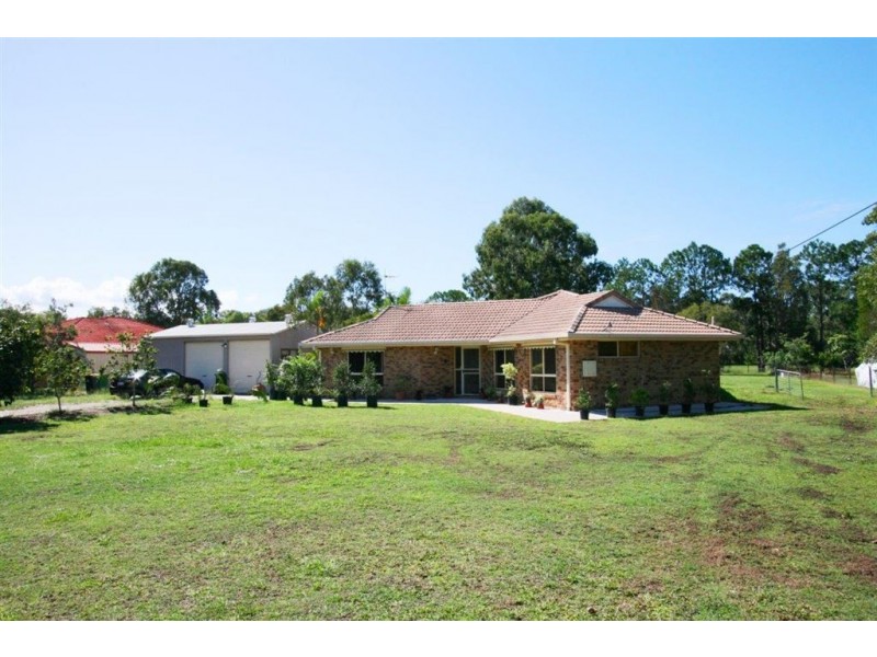 81-83 Bernborough Way, Ningi QLD 4511