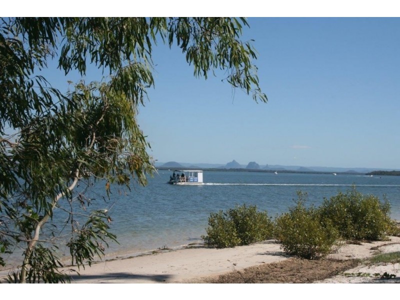 2/27 Solander Esp, Banksia Beach QLD 4507