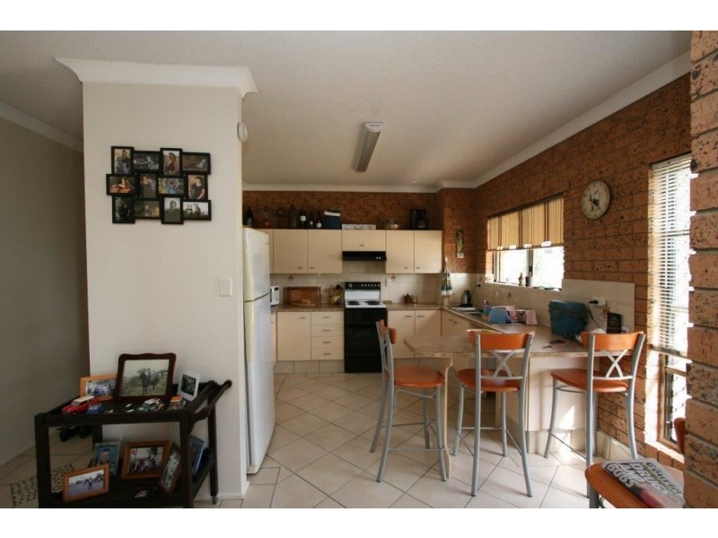 2/27 Solander Esp, Banksia Beach QLD 4507