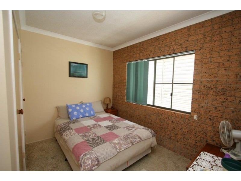 2/27 Solander Esp, Banksia Beach QLD 4507