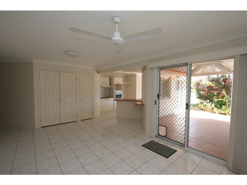 1 Weddel Court, Bongaree QLD 4507