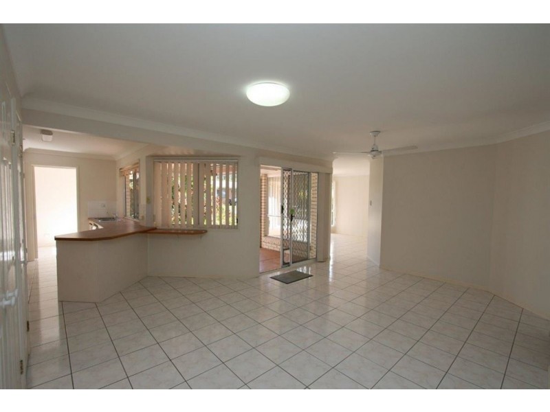 1 Weddel Court, Bongaree QLD 4507
