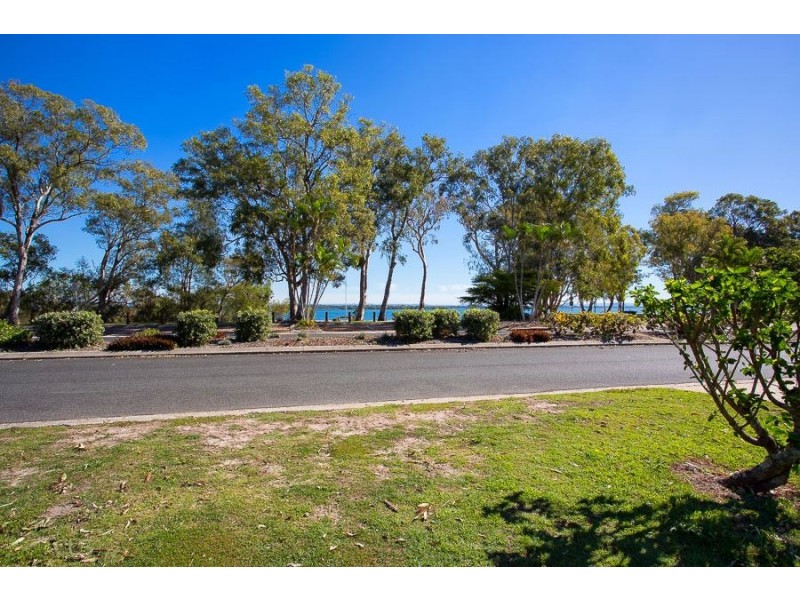 15 Solander Esp, Banksia Beach QLD 4507