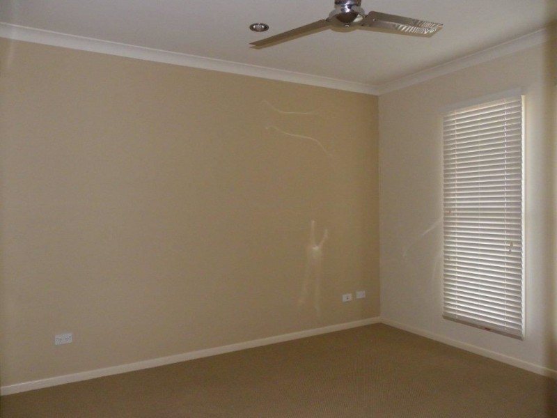 8/74 Cotterill Ave, Bongaree QLD 4507