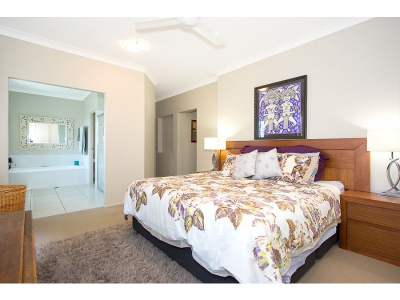 4 Baza, Banksia Beach QLD 4507