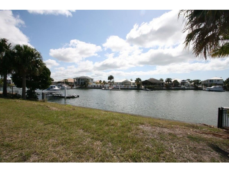 8 The Promontory, Banksia Beach QLD 4507