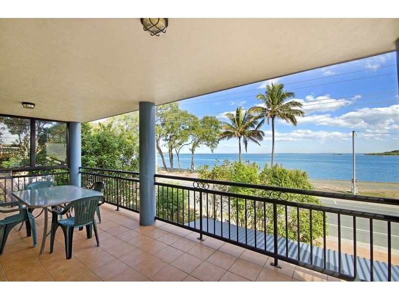 2/205 Welsby Pde, Bongaree QLD 4507