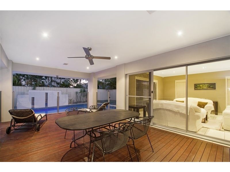 7 Fulmar Cr, Banksia Beach QLD 4507