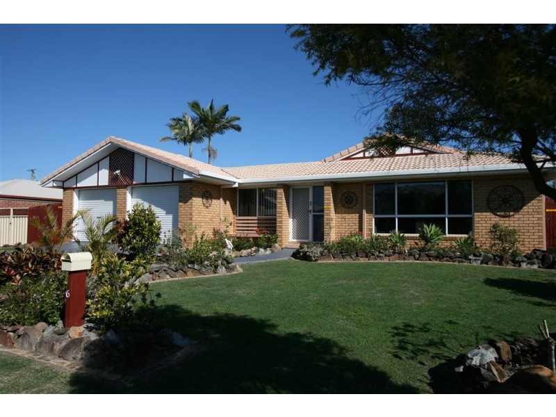 6 Cutter Cr, Banksia Beach QLD 4507