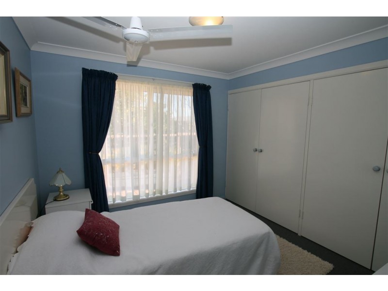 6 Cutter Cr, Banksia Beach QLD 4507
