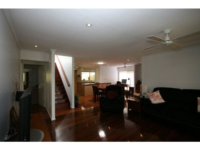 8 Bracken Street, Woorim QLD 4507