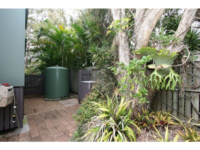 8 Bracken Street, Woorim QLD 4507