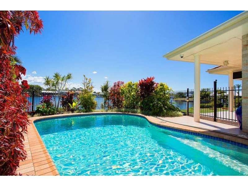 24 Tasman Ct, Banksia Beach QLD 4507