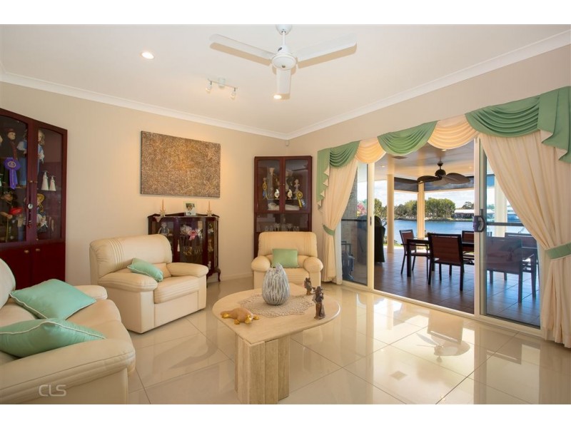 24 Tasman Ct, Banksia Beach QLD 4507
