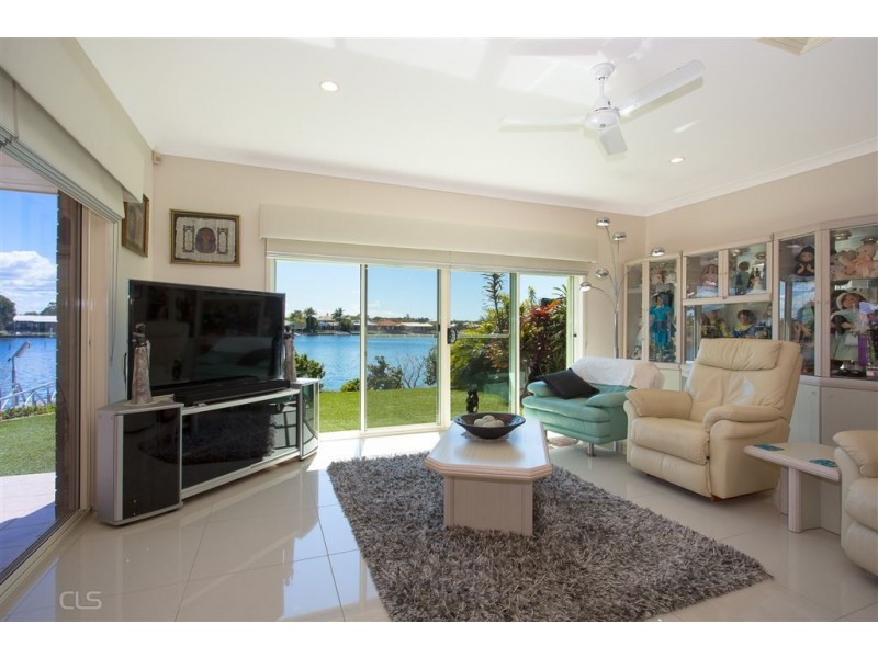 24 Tasman Ct, Banksia Beach QLD 4507