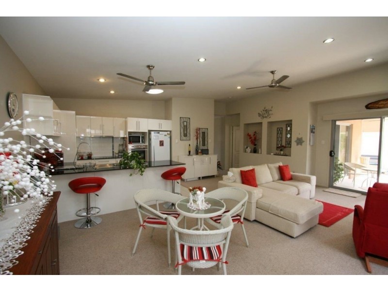 24/74 Cotterill Ave, Bongaree QLD 4507