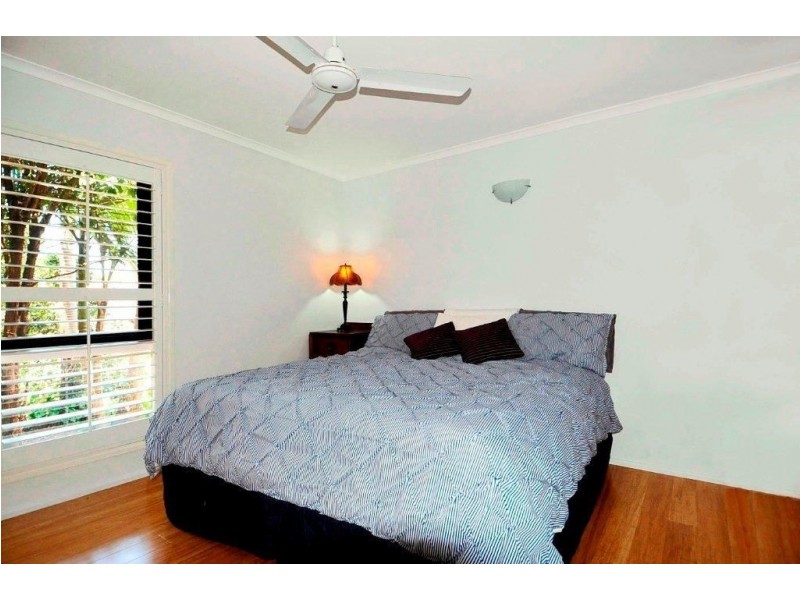 4 Violet Court, Bongaree QLD 4507