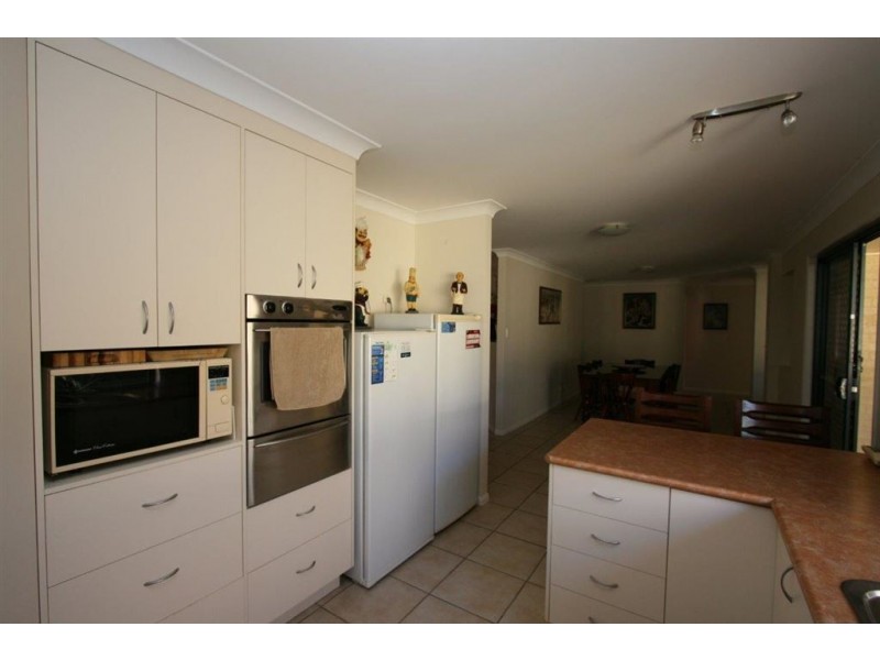 39 Schooner Court, Banksia Beach QLD 4507
