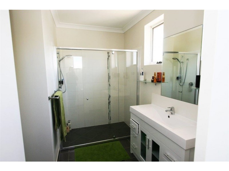 5 Blueberry St, Banksia Beach QLD 4507