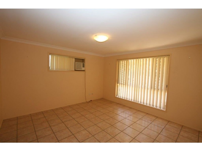 54 Voyagers Dr, Banksia Beach QLD 4507