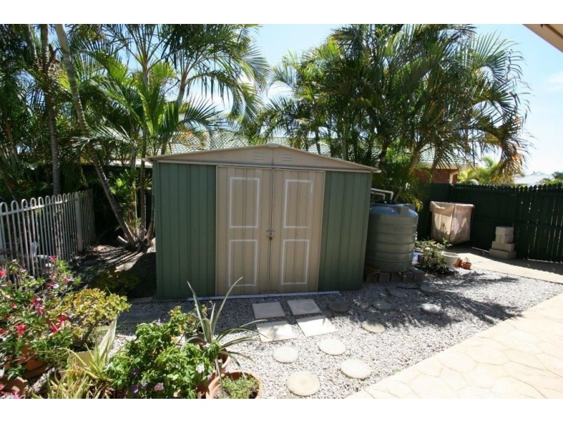 54 Voyagers Dr, Banksia Beach QLD 4507