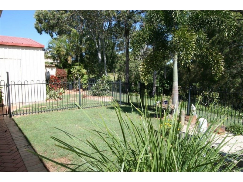 29 Seaforth St, Sandstone Point QLD 4511