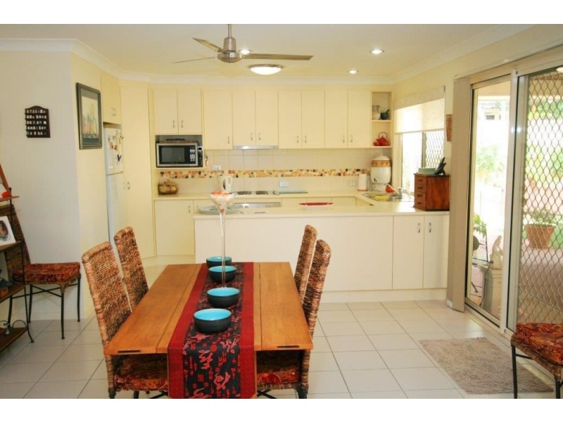 47B Banya St, Bongaree QLD 4507