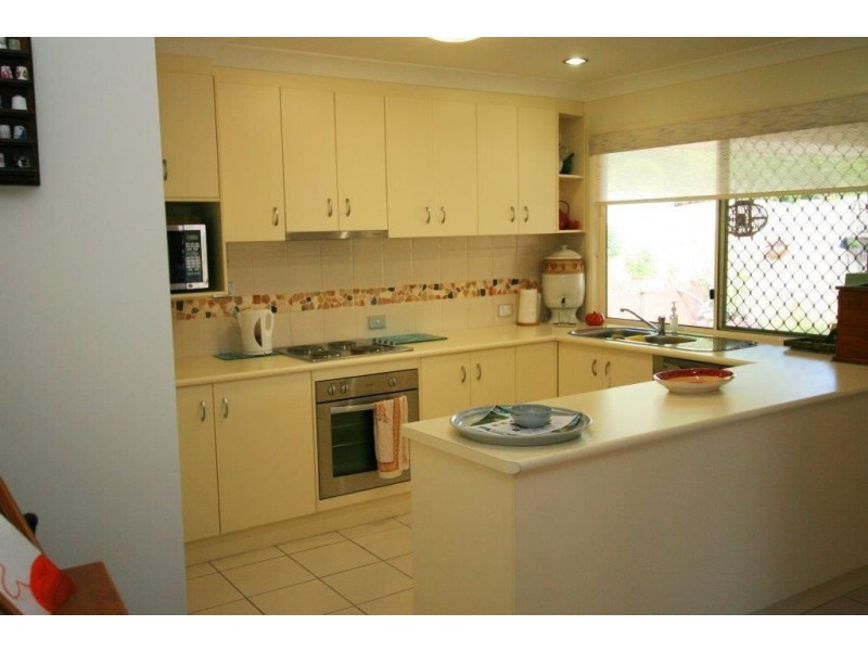 47B Banya St, Bongaree QLD 4507