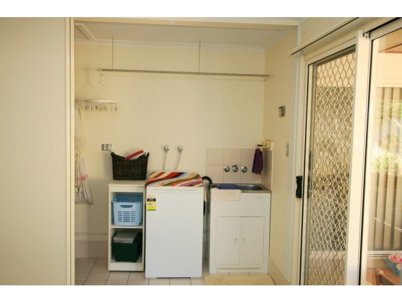 47B Banya St, Bongaree QLD 4507