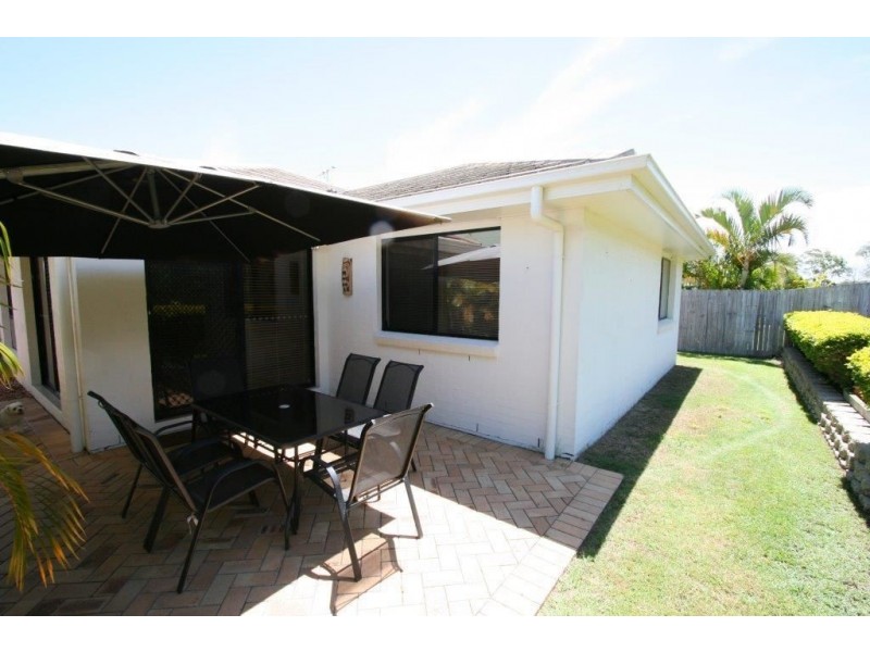 30 Corrimal Place, Sandstone Point QLD 4511