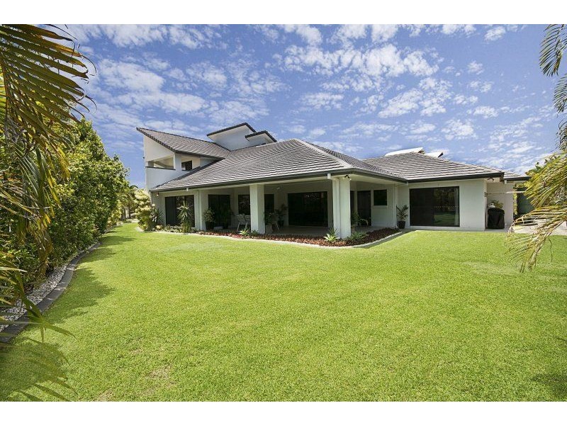 9 Seaside Drive, Banksia Beach QLD 4507