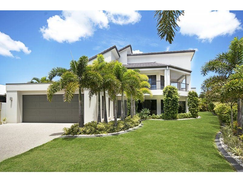 9 Seaside Drive, Banksia Beach QLD 4507