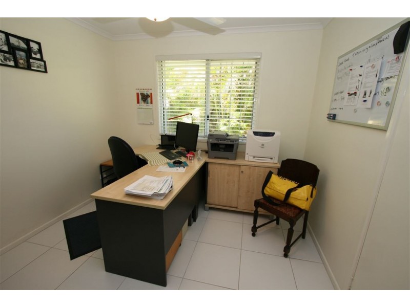 10 Elizabeth Batts Crt, Banksia Beach QLD 4507