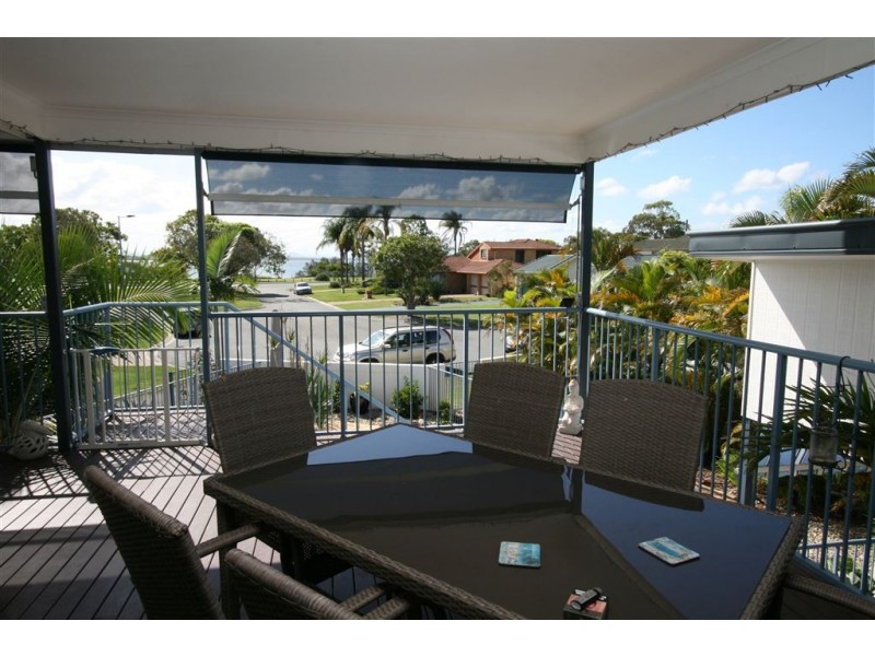 10 Elizabeth Batts Crt, Banksia Beach QLD 4507