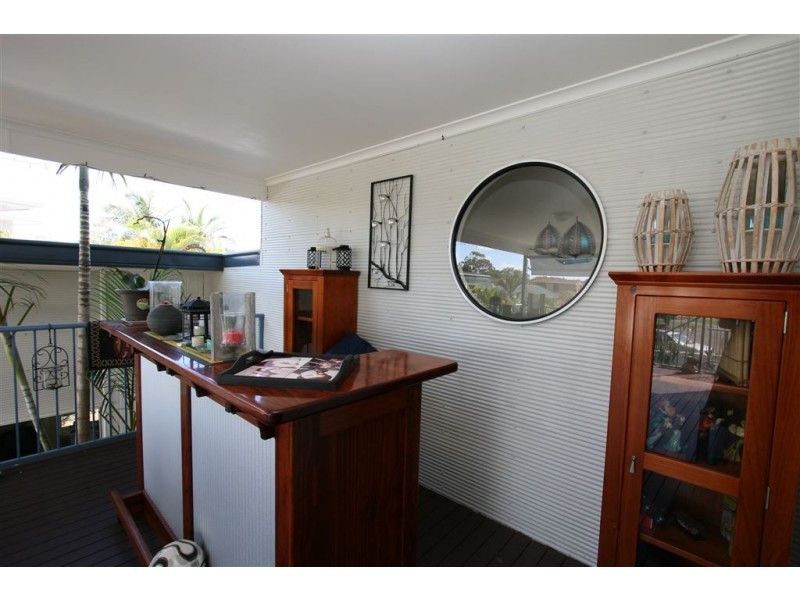 10 Elizabeth Batts Crt, Banksia Beach QLD 4507